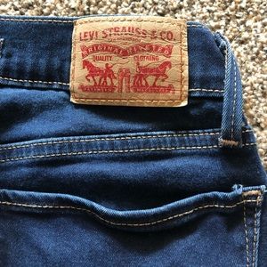 Levi’s Super Skinnies